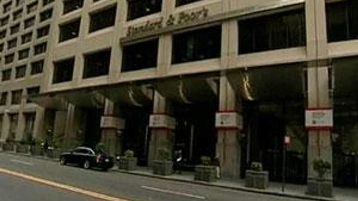 Агентство S&P знизило довгостроковий рейтинг Кіпру