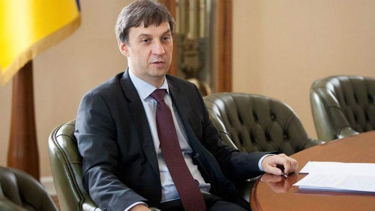 Підвищення мінімалки має двоякий ефект Підвищення мінімалки має двоякий ефект
