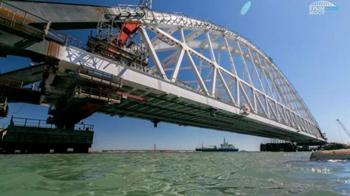 Керченский мост может сорвать важные контракты Украины с США