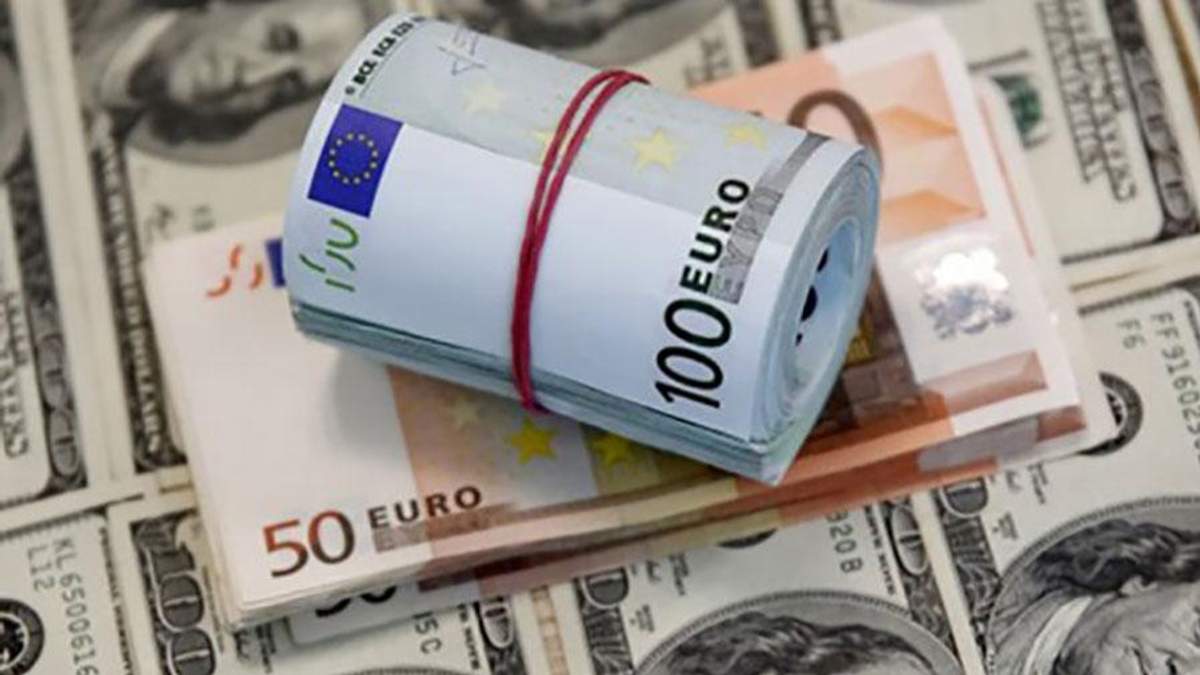 Готівковий курс валют 4 вересня в Україні Готівковий курс валют 4 вересня в Україні
