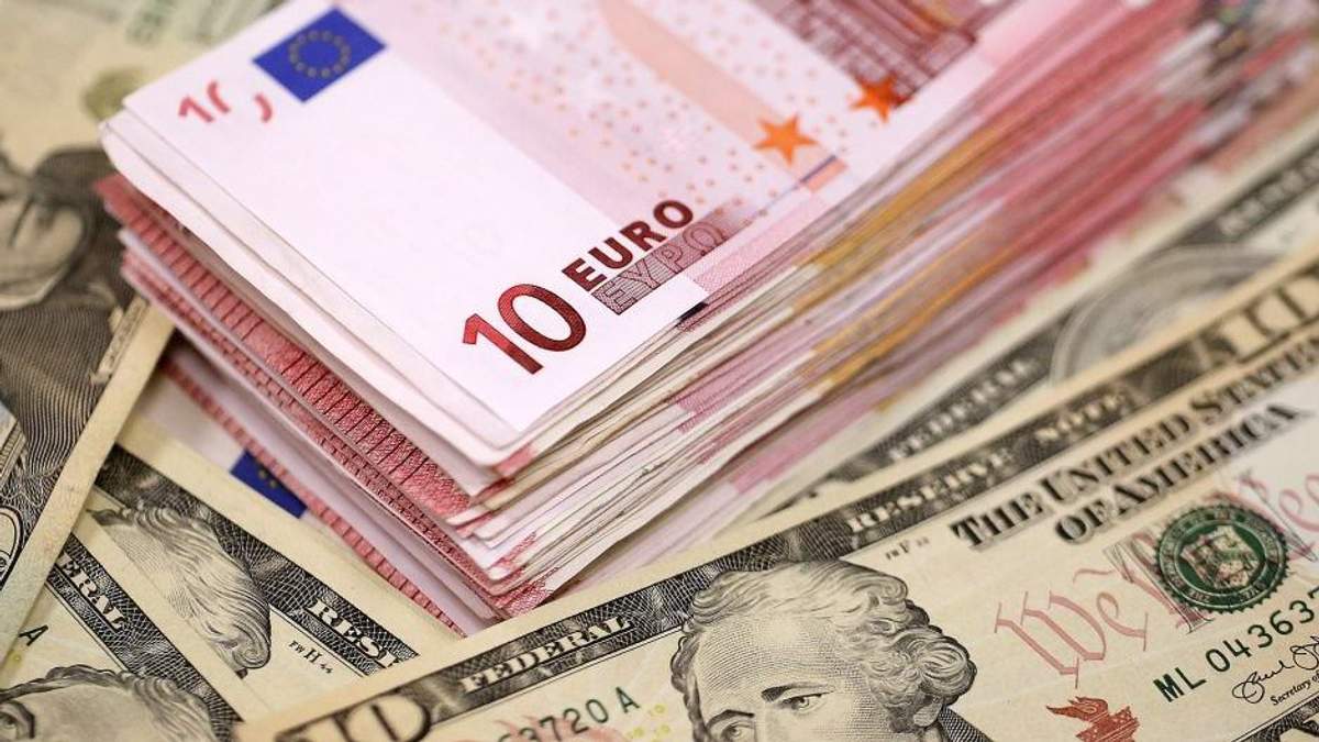 Готівковий курс валют 27 вересня в Україні Готівковий курс валют 27 вересня в Україні