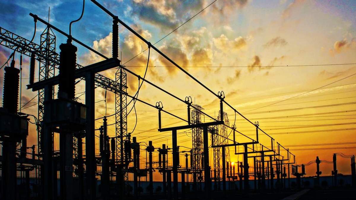 Нацкомісія підвищила тарифи на електроенергію у 2018 році Нацкомісія підвищила тарифи на електроенергію у 2018 році