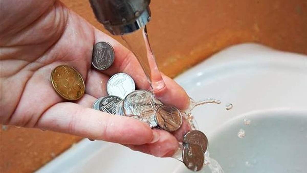Стоимость воды в Украине вырастет из-за проблем с хлором Стоимость воды в Украине вырастет из-за проблем с хлором