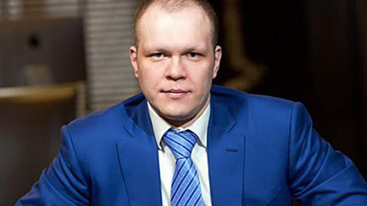 Вкладники банку ВТБ не можуть отримати свої гроші через, ймовірно, дії Дениса Дзензерського Вкладники банку ВТБ не можуть отримати свої гроші через, ймовірно, дії Дениса Дзензерського