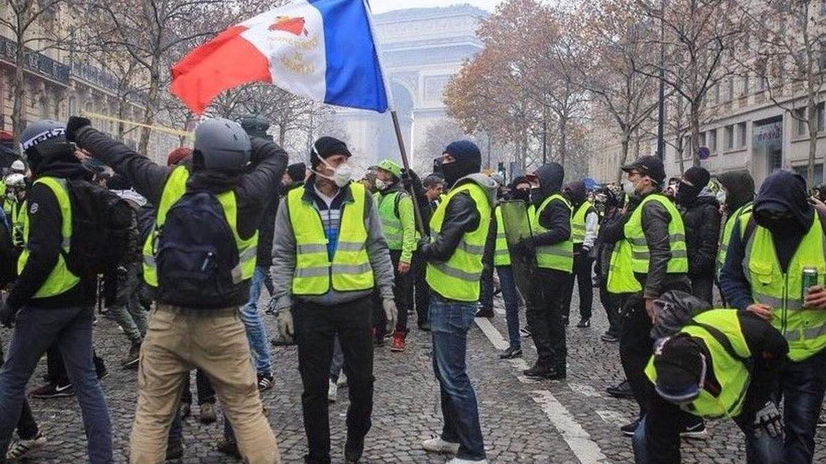 Катастрофа для французької економіки: у що вилились протести "жовтих жилетів"