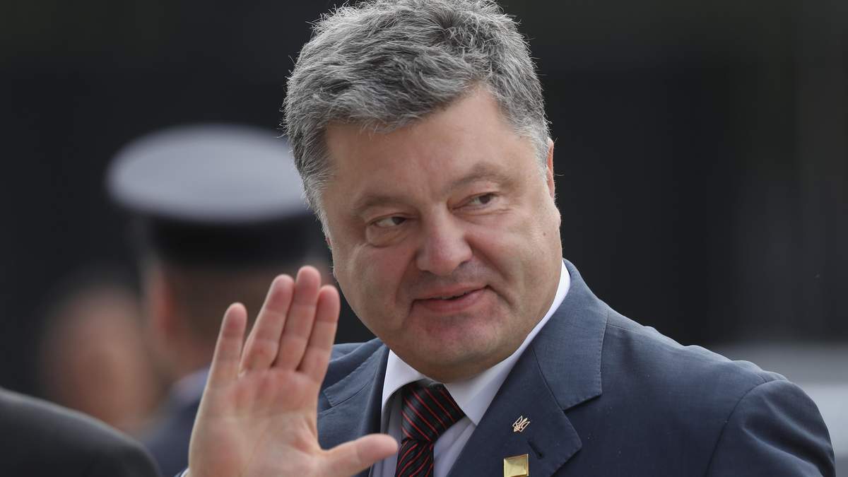 Порошенко отримав сотні мільйонів гривень дивідендів від компанії, що керує Roshen Порошенко отримав сотні мільйонів гривень дивідендів від компанії, що керує Roshen