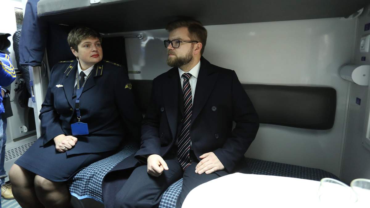 Кабмін визначився із очільником "Укрзалізниці" Кабмін визначився із очільником "Укрзалізниці"