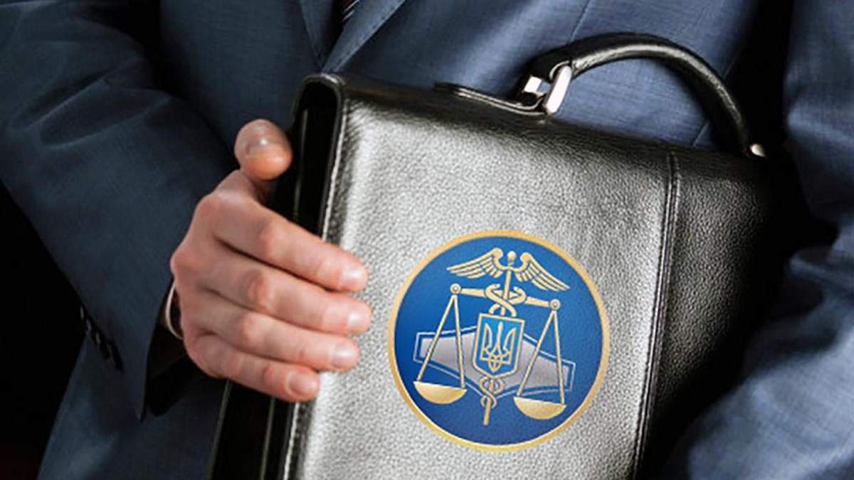 Государственную фискальную службу разделили на налоговую и таможенную службы Государственную фискальную службу разделили на налоговую и таможенную службы