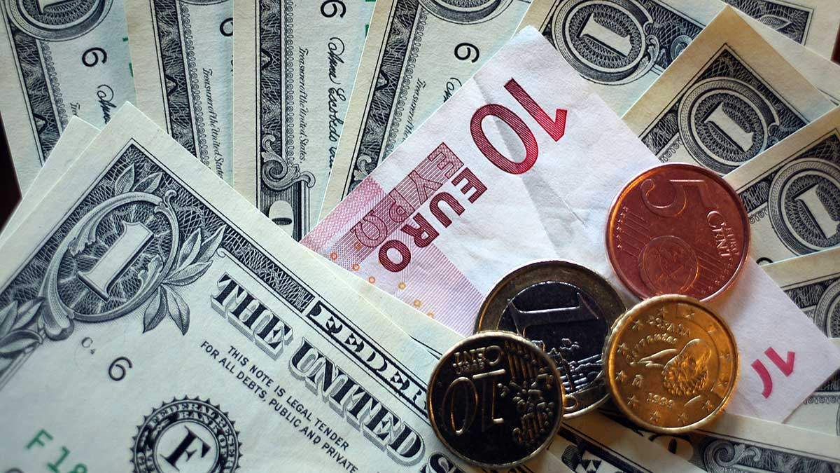 Готівковий курс валют на 08.04.2019 - курс долару та євро Готівковий курс валют на 08.04.2019 - курс долару та євро