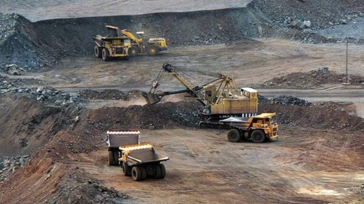 Видобуток залізної руди в Україні Видобуток залізної руди в Україні