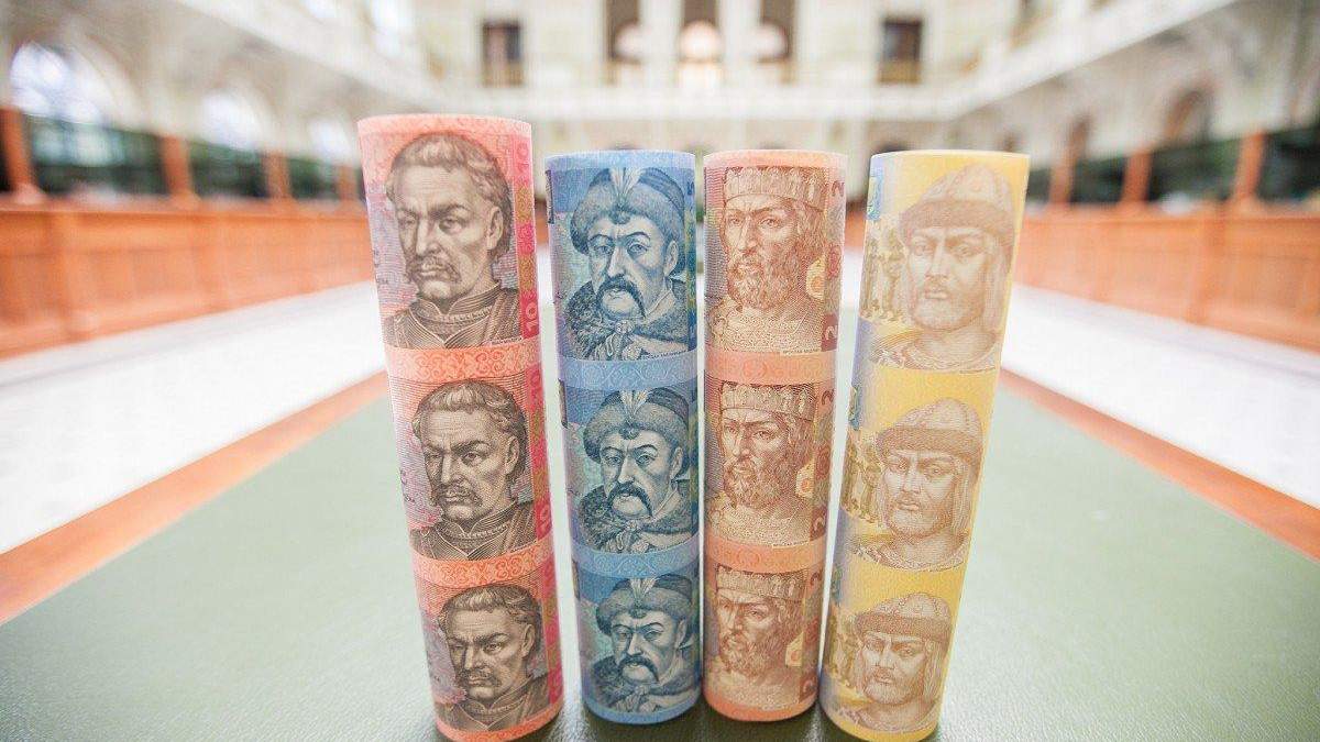 В правительстве не намерены брать много валютных заимствований В правительстве не намерены брать много валютных заимствований