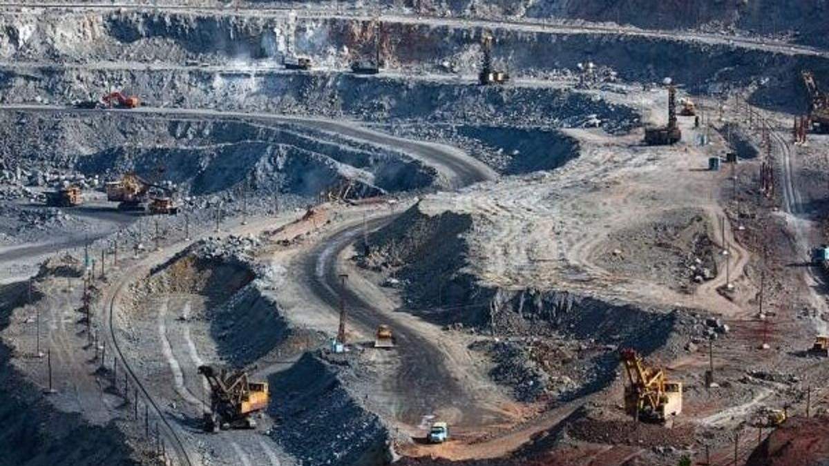 Видобуток залізної руди Видобуток залізної руди