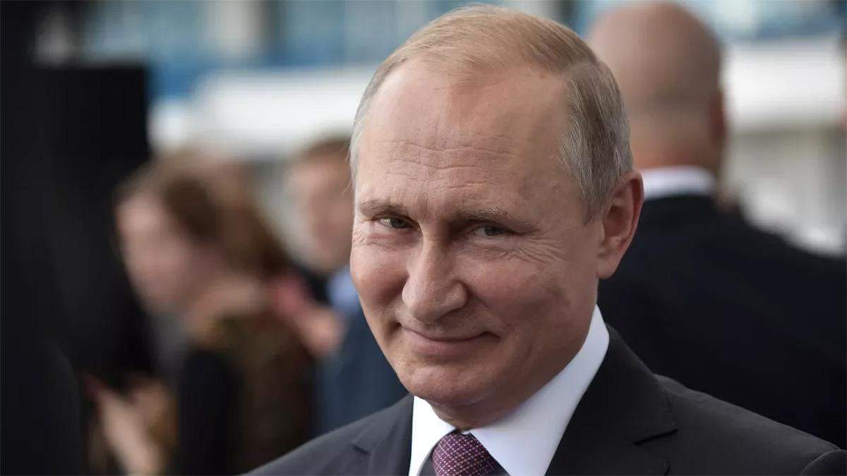 Путин не собирается отказываться от транзита газа через Украину Путин не собирается отказываться от транзита газа через Украину