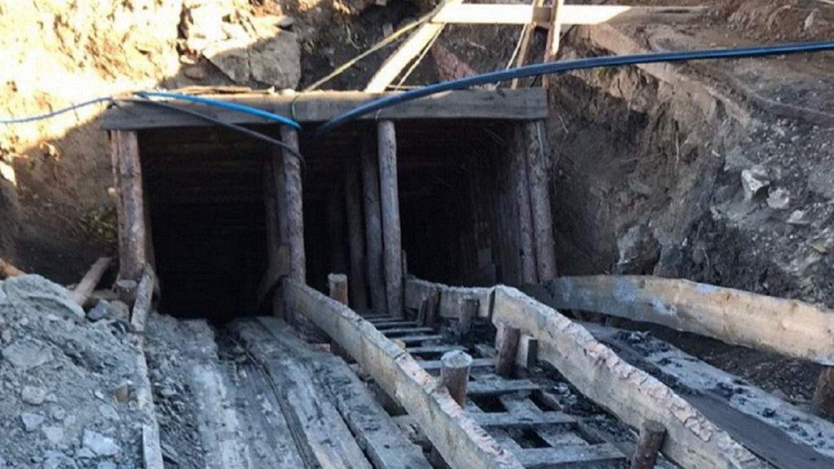 СБУ заблокувала незаконний видобуток вугілля на Донеччині СБУ заблокувала незаконний видобуток вугілля на Донеччині