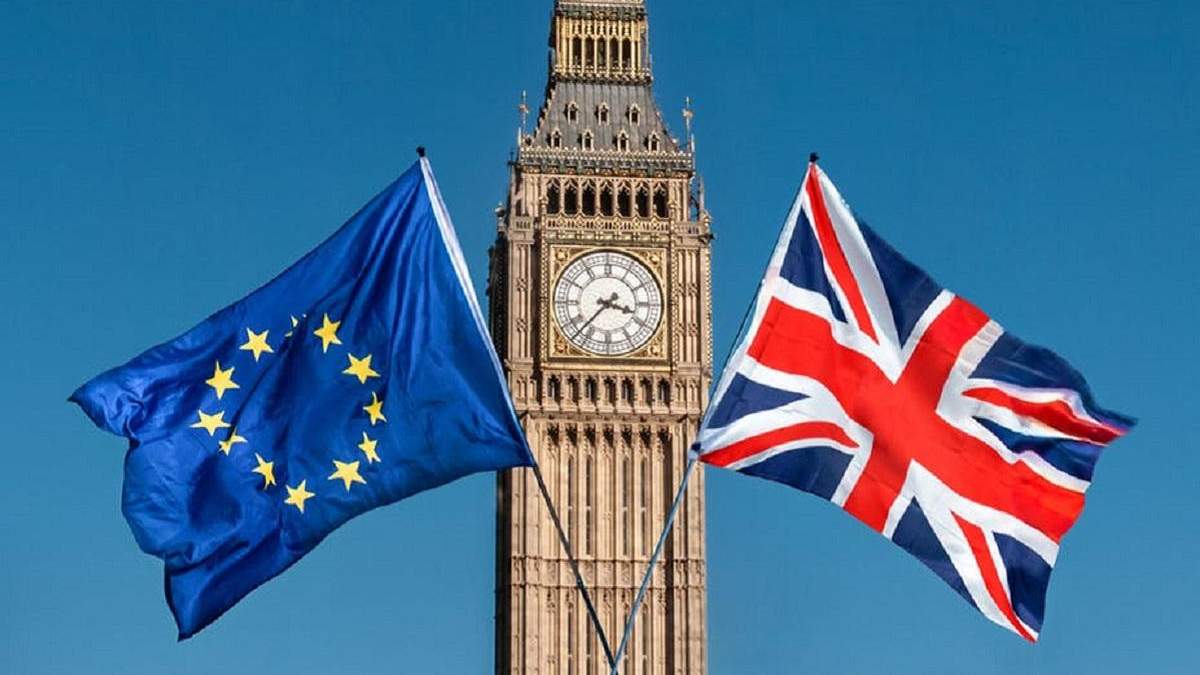 Brexit ощутимо ударил по экономике Великобритании Brexit ощутимо ударил по экономике Великобритании