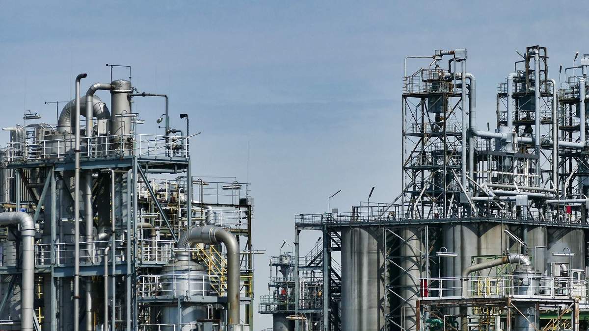 Нафтова промисловість у 2020 році Нафтова промисловість у 2020 році