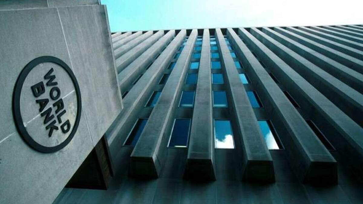 Перші 50 мільйонів доларів надійдуть у травні Перші 50 мільйонів доларів надійдуть у травні