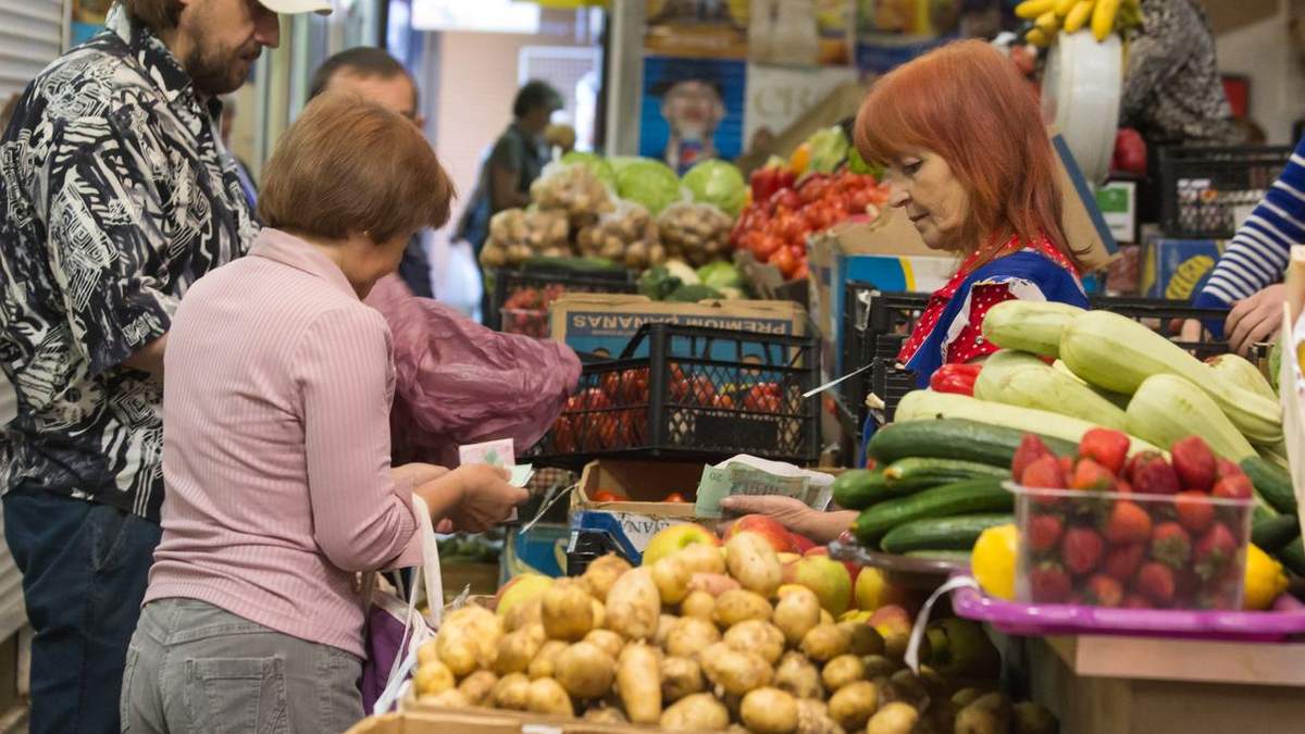 Закриття ринків в Україні: з 14 квітня 2020 базари не працюють Закриття ринків в Україні: з 14 квітня 2020 базари не працюють