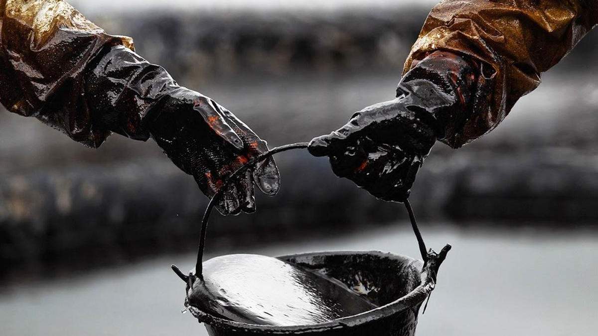 Ціни на нафту 27 квітня 2020 продовжують падати Ціни на нафту 27 квітня 2020 продовжують падати