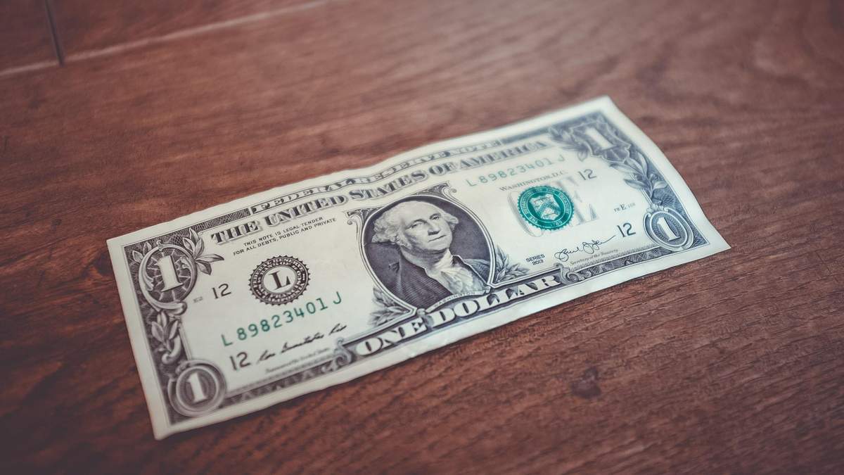 Економіка США впаде на 6,5%: звіт ФРС та реакції фондових ринків Економіка США впаде на 6,5%: звіт ФРС та реакції фондових ринків