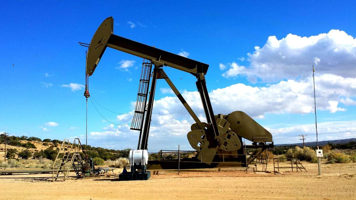 Прогнозы цен на нефть 2025 - вырастет до 150 долларов за баррель Прогнозы цен на нефть 2025 - вырастет до 150 долларов за баррель