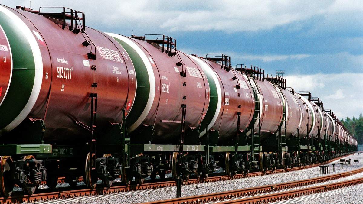 Власти России сняли запрет на экспорт битума и масел в Украину Власти России сняли запрет на экспорт битума и масел в Украину