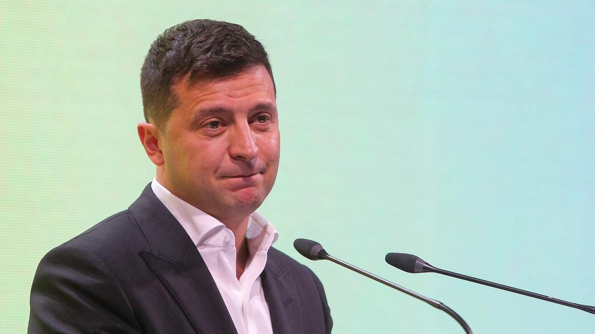 Зеленський заявив, що українці 80+ отримують чималі доплати до пенсій Зеленський заявив, що українці 80+ отримують чималі доплати до пенсій