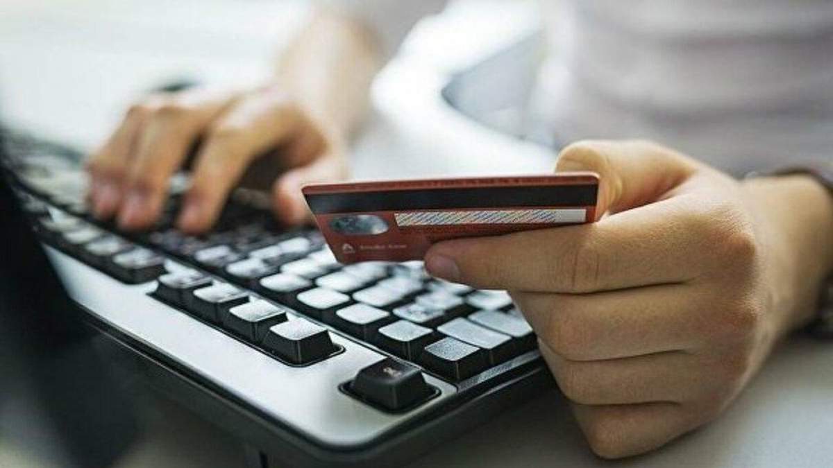 У НБУ розповіли про онлайн-компенсації від шахраїв: як вони діють У НБУ розповіли про онлайн-компенсації від шахраїв: як вони діють