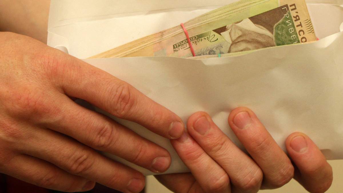 ФОПи отримають по 8 тисяч гривень: закон набрав чинності ФОПи отримають по 8 тисяч гривень: закон набрав чинності