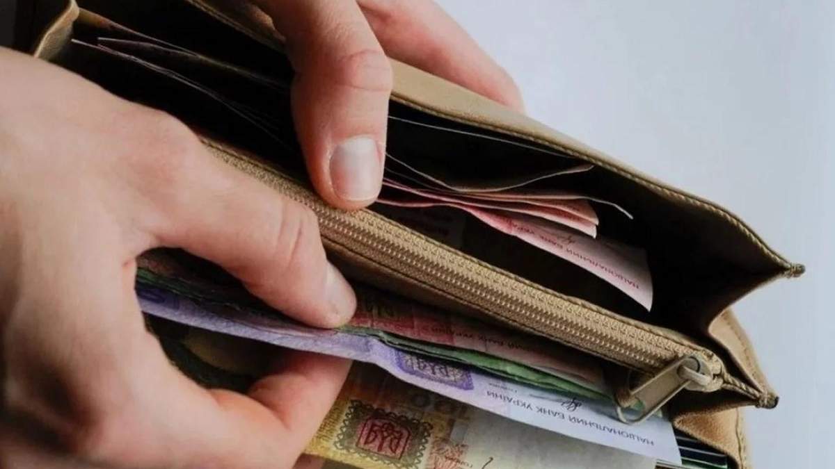 Понад 3 мільярди гривень зарплати роботодавці заборгували українцям Понад 3 мільярди гривень зарплати роботодавці заборгували українцям