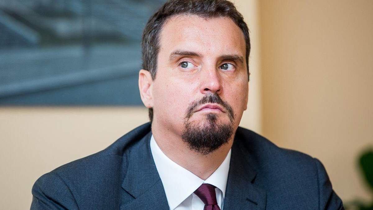 Абромавичуса відкликали з наглядової ради Ощадбанку: деталі Абромавичуса відкликали з наглядової ради Ощадбанку: деталі