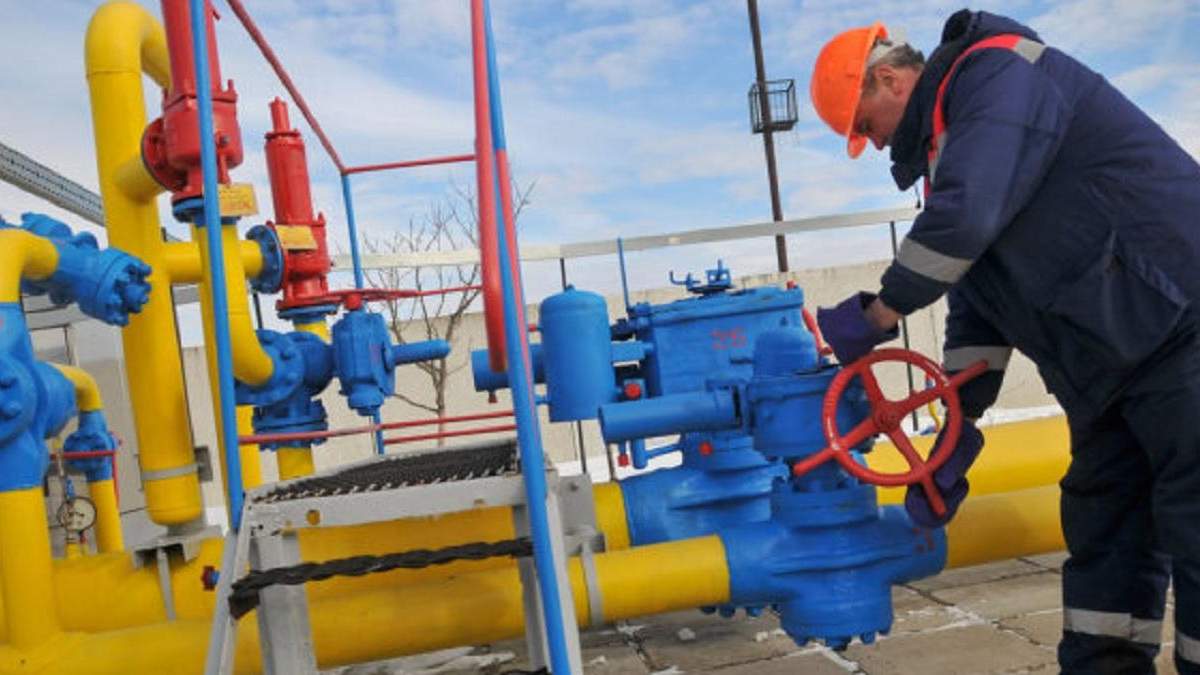 "Газпром" знову зменшив обсяги транзиту газу Україною - Економічні новини України - Економіка
