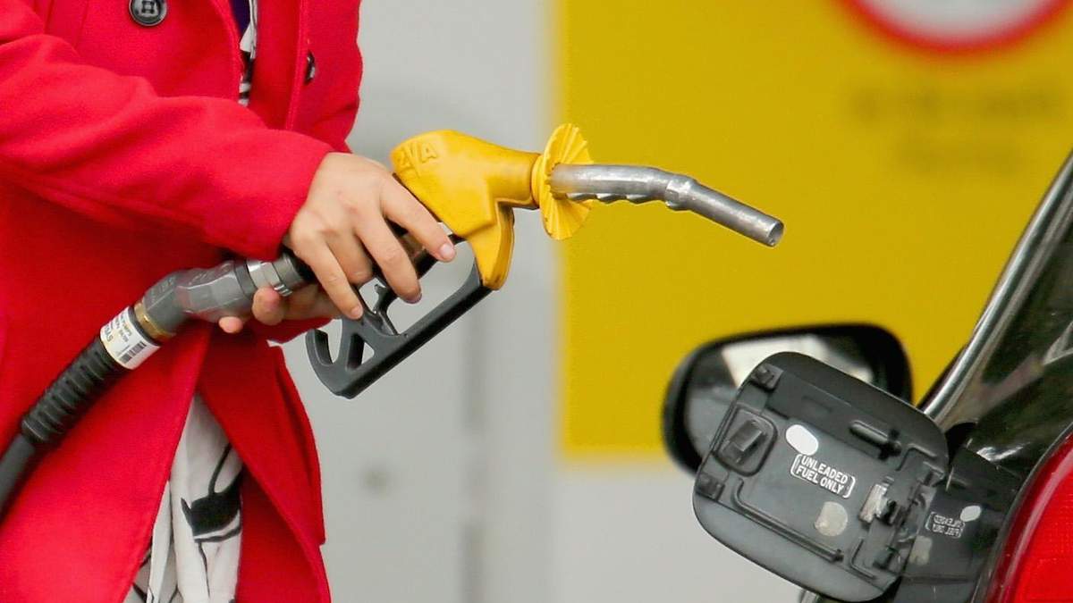 Цена бензина резко выросла: какая стоимость горючего на АЗС - Экономические новости Украины - Экономика
