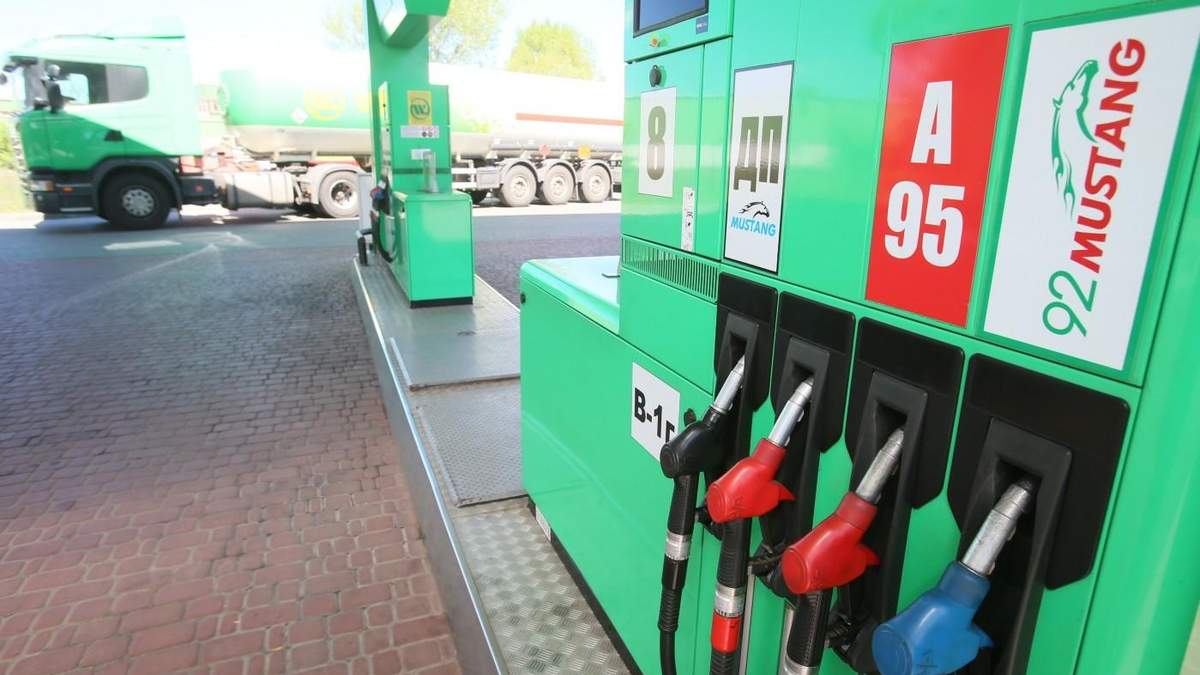 Уряд підвищив граничні ціни на бензин і дизпаливо - Економічні новини України - Економіка