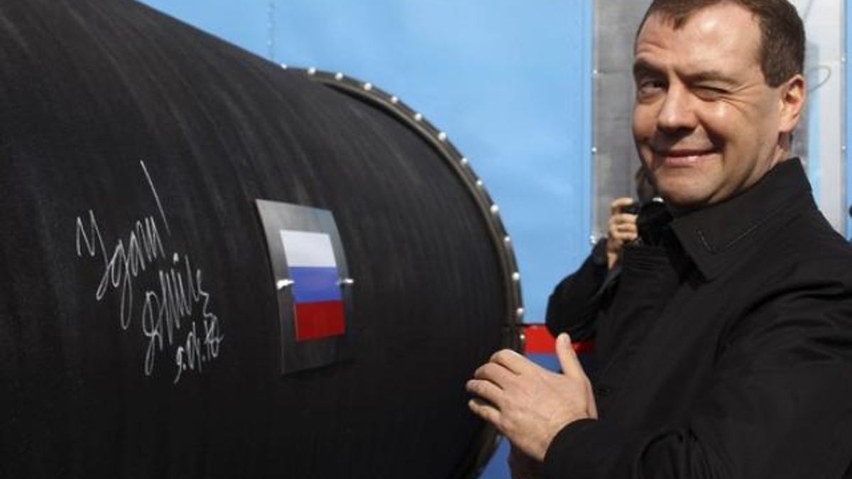 Россия запустила "Северный поток" в Европу