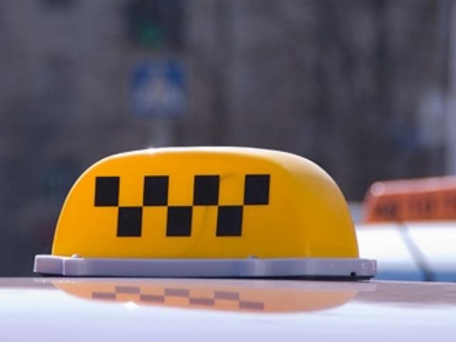Київська влада готує кардинальні зміни роботи таксистів Київська влада готує кардинальні зміни роботи таксистів