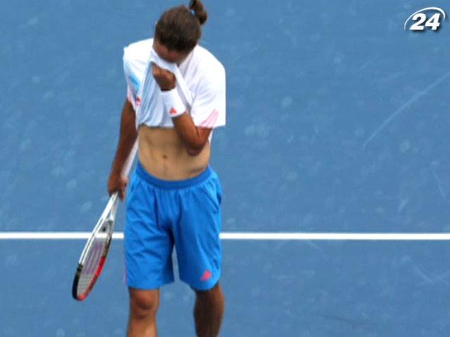 Тенісист Долгополов покидає змагання China Open