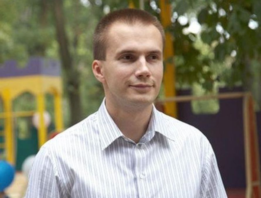 Януковичу-младшему принадлежит 10% кредитов железных дорог