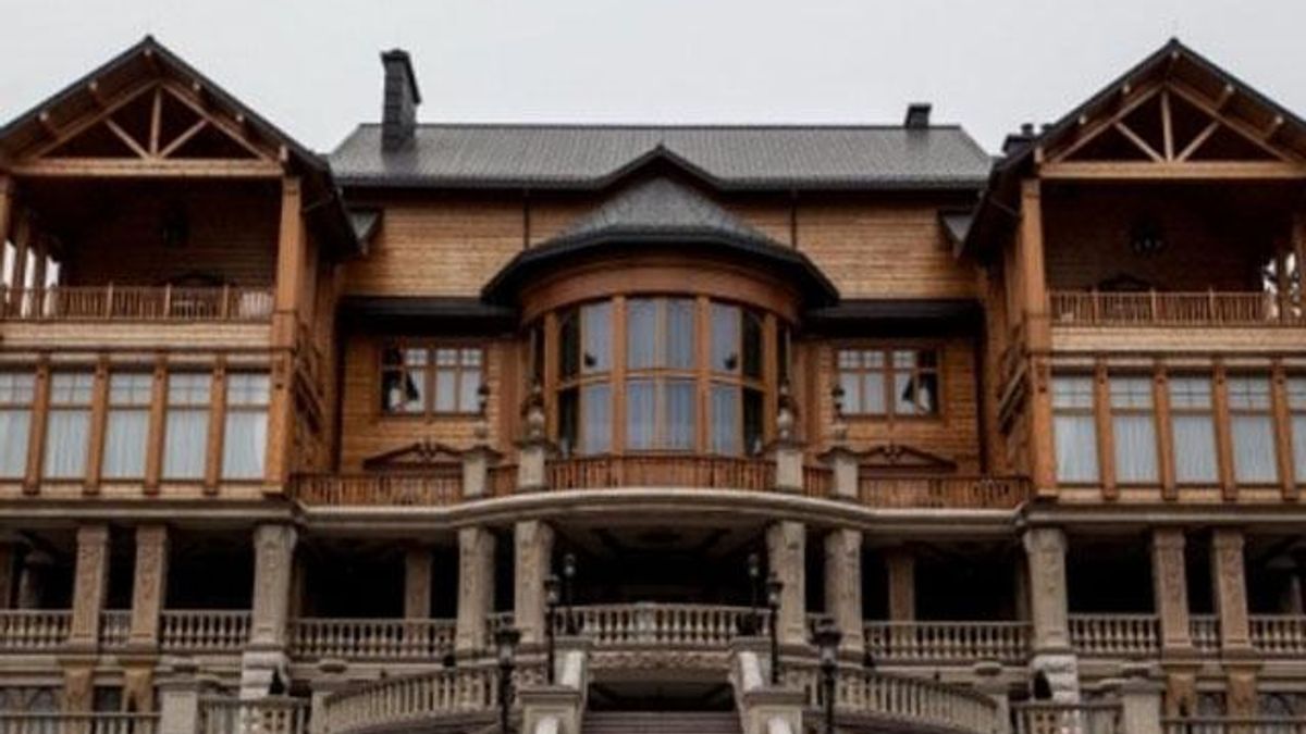 Люди Януковича купували землю біля Межигір’я в 9 разів дешевше