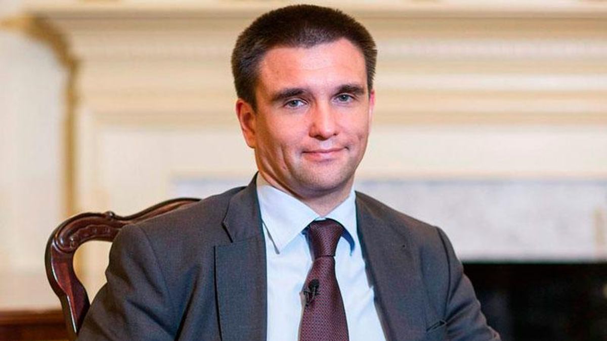 Россия требует от Украины ввести санкции против ЕС Россия требует от Украины ввести санкции против ЕС