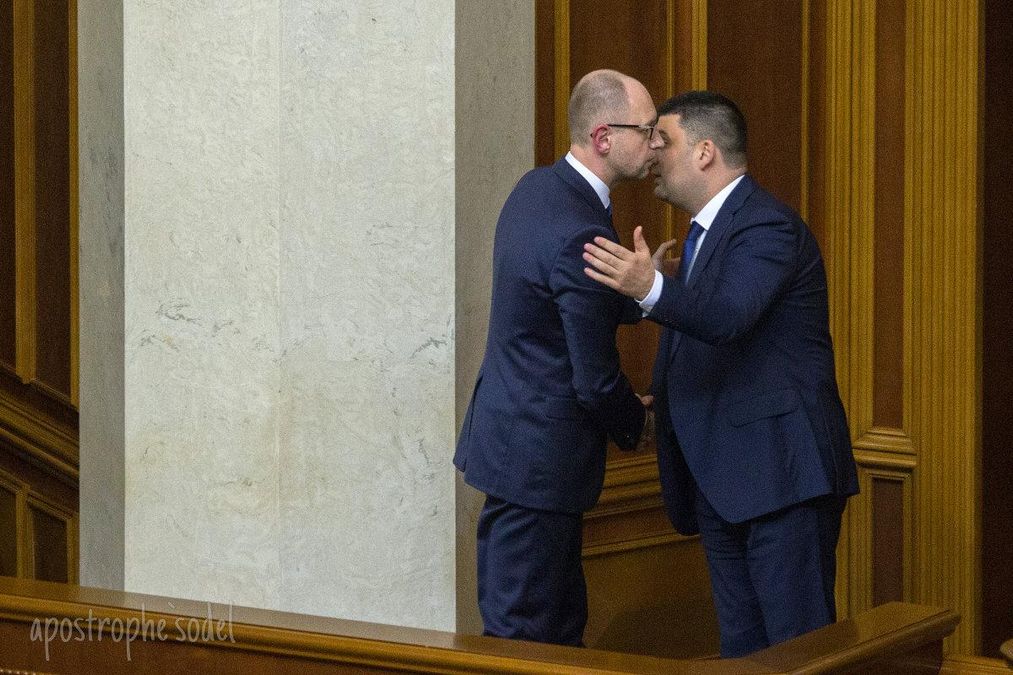 Гройсман vs Яценюк: найдите 10 отличий 