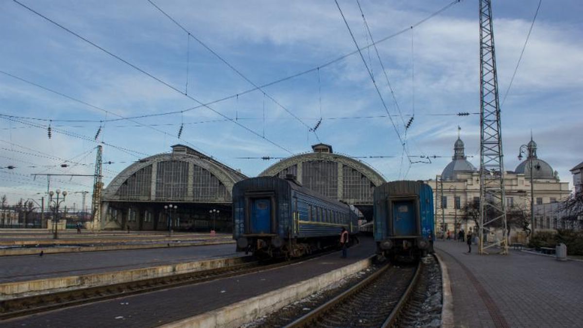 Омелян рассказал, ждать ли повышения железнодорожных тарифов