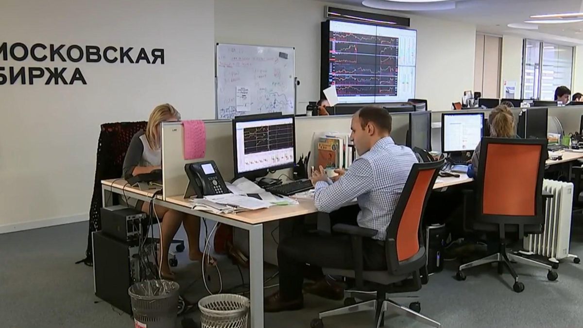 Чому обвалилася російська біржа і які це матиме наслідки