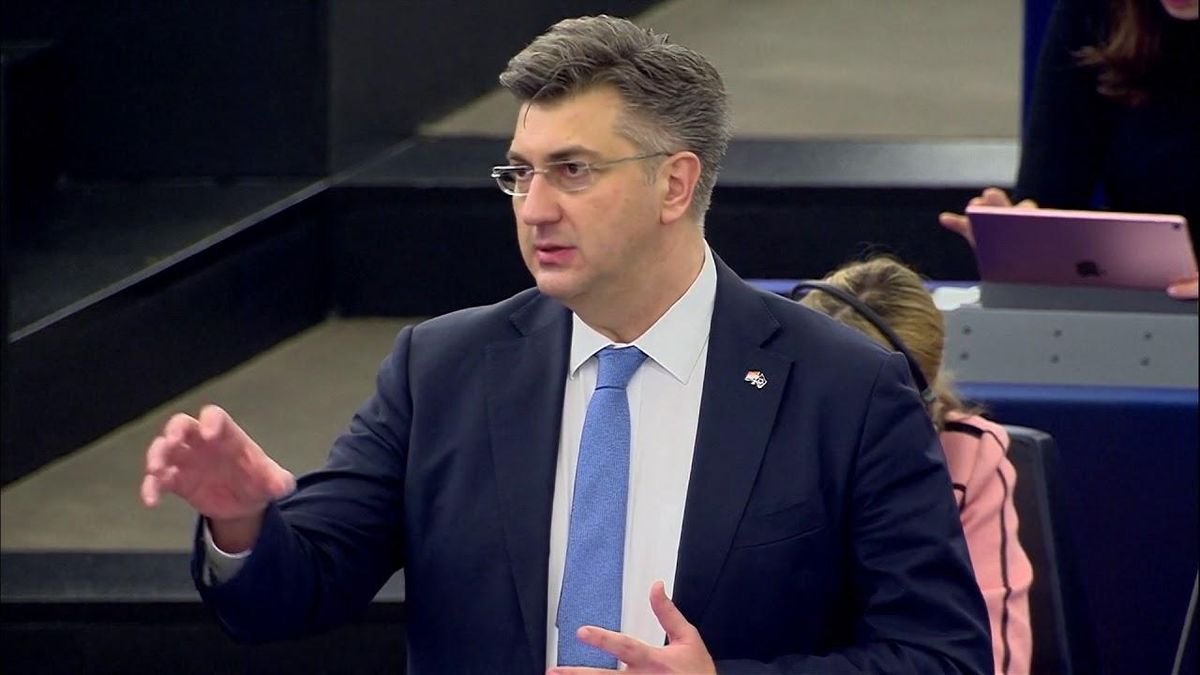 Еще одна страна хочет перейти на евро Еще одна страна хочет перейти на евро