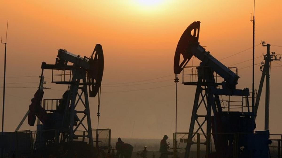 Обвал цен на нефть 2020: нефть Brent рекордно снизилась – причины