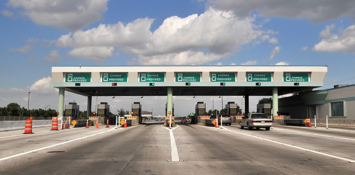 В Україні будуть платні автобани: яка вартість за кілометр В Україні будуть платні автобани: яка вартість за кілометр