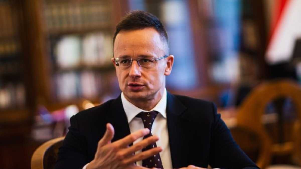 Угорщина не підтримає ембарго на російську нафту та газ, – Сійярто