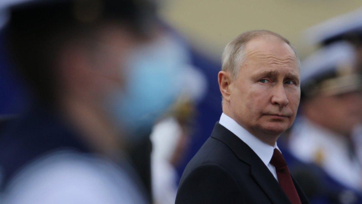 Путин наивно поверил, что российская экономика справилась с санкциями Запада