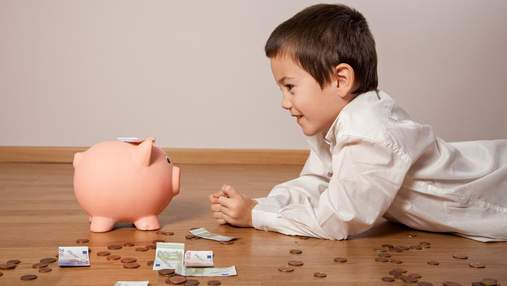 Як навчити свою дитину заощаджувати гроші: 10 порад