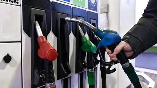 Бензин і дизпаливо різко подешевшали після рішення уряду: які середні ціни